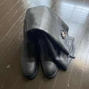 Tory Burch boots size 7